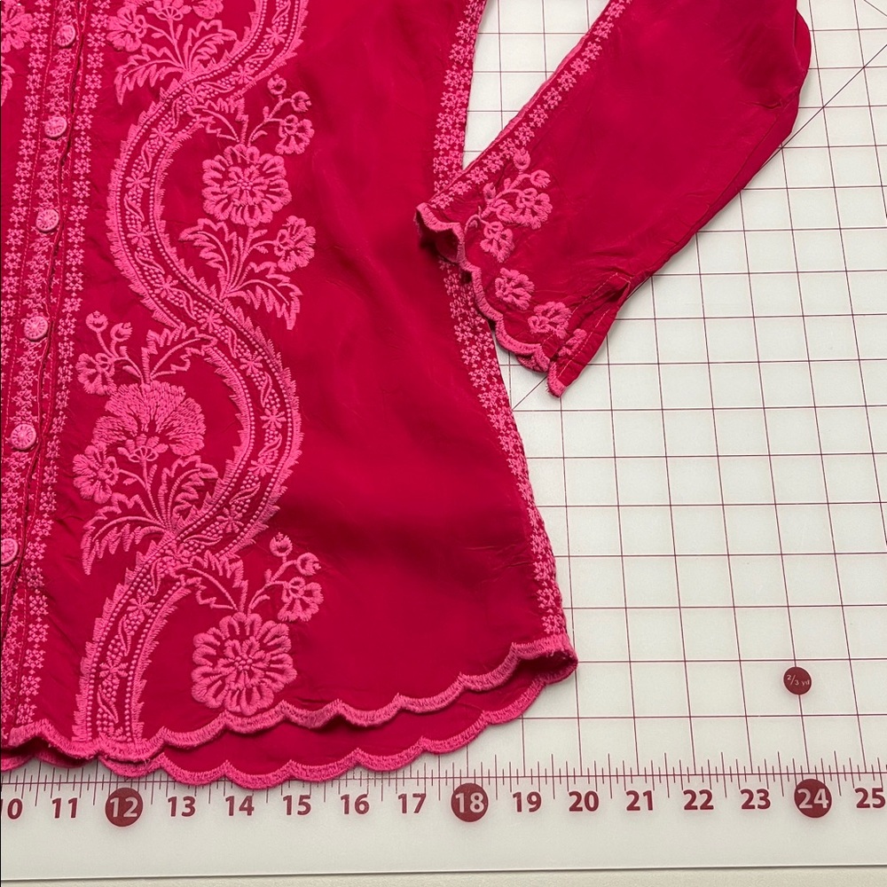 JOHNNY WAS "Midge" Boho Resort Wear Hippie-Chic Magenta Floral Embroidery Top XS - Picture 14 of 16
